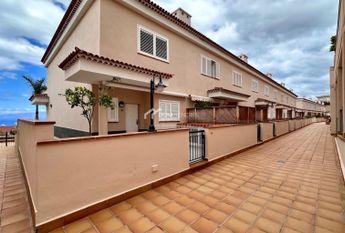 Apartamento · Alquiler a largo plazo ·