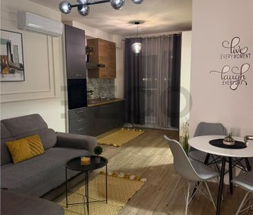 RECO Apartament premium 2 camere, recent renovat, cartier West Residence, loc de parcare privat - Photo 2