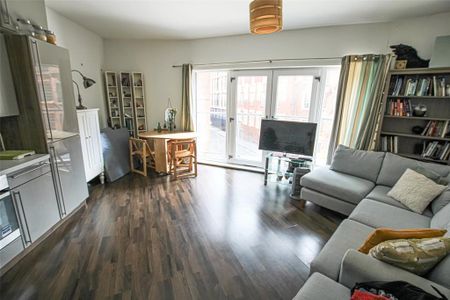 2 bedroom apartment to rent - Photo 3