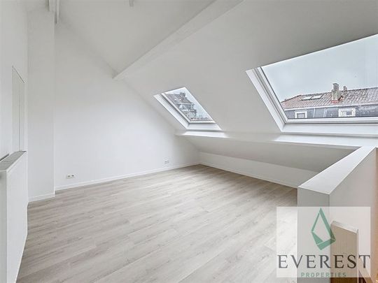 Vanderkindere! Superbe DUPLEX 2 chambres avec terasse - Foto 1