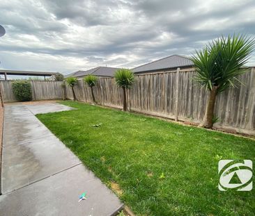 LOCATED IN POTTERS GROVE ESTATE - Photo 5