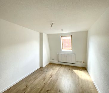 Charmante Höhenlage: Sanierte 2-Raumwohnung mit Flair - Photo 1