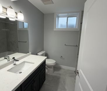 For Lease - 1069 Karenana Road Unit# # LOWER, London South, Ontario - Photo 2