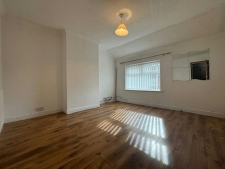 Terraced House to rent on - Photo 4