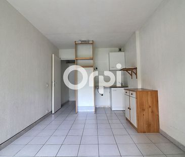 Appartement 1 pièces 18m2 MARSEILLE 5EME 530 euros - Photo 1