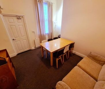 Room 4, 12 Thorndale Avenue, North Belfast, BT14 6BL - Photo 3