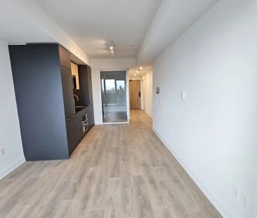 1 Fairview Road E #420 - Photo 2