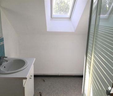 Un appartement de type II, au deuxième étage. - Photo 3