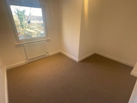 3 Bedroom Flat To Let - Photo 1