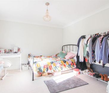 5 bedroom detached house to rent - Photo 6