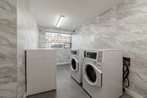 Flex Plus Room - Islington (Etobicoke) - Photo 1