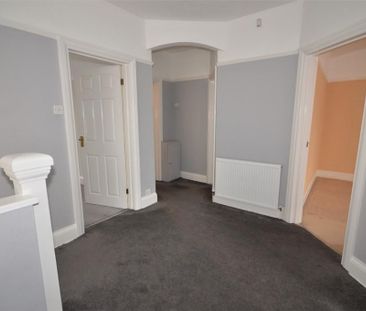 Truscott Avenue Bournemouth, BH9, Dorset - Photo 3