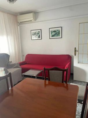 Piso de alquiler en Calle Mar del Caribe, 11, Vistalegre - Foto 1