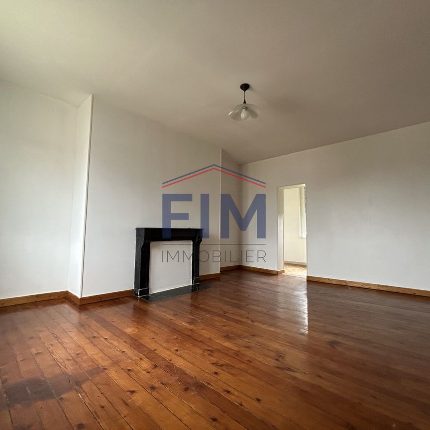 Location Appartement 3 pièces 66m² AUMALE 76390 - Photo 1