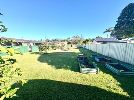 A coastal escape in the heart of Harrington! - Photo 3