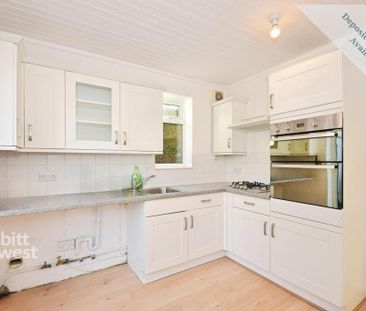 2 bedroom maisonette to rent - Photo 4