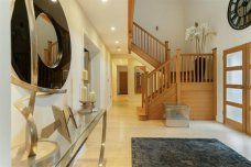 6 bedroom detached house to rent - Photo 2