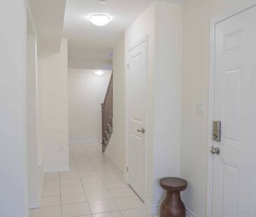 For Lease - 3372 Swordbill Street, Pickering, Ontario - Photo 1