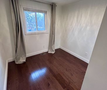 For Lease - 3212 Palmer Drive, Burlington, Ontario - Photo 6