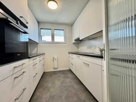 4 Zimmer, 93 m², 1. Stock - Photo 4