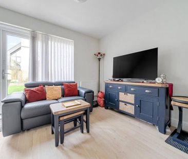 3 bedroom link detached house to rent - Photo 1