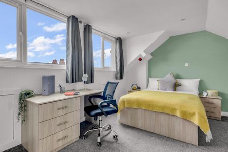 2 bedroom flat to rent - Photo 4