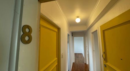 Light-Filled 2 Bedroom Apartment in Prime Remuera Location | Fridge Freezer + Washing Machine included! - Photo 3