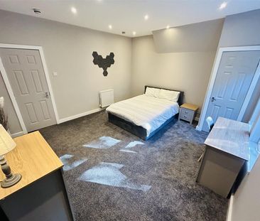 Ash Road, Headingley, LS6 3HD, Leeds - Photo 6