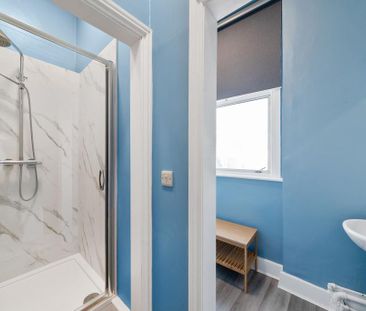 1 bedroom in a house share to rent - Photo 6