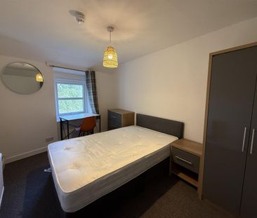 17 The Crescent - Photo 4