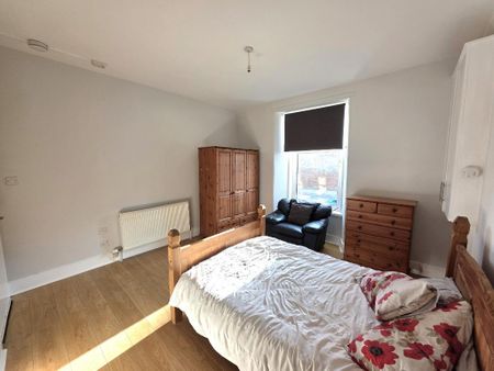1 bedroom flat to rent - Photo 5