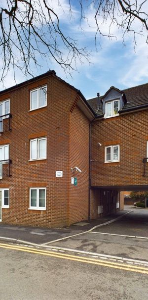 Norwood Road, Reading Norwood Road, Reading - Photo 2