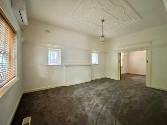 1 / 392 Dandenong Rd, Caulfield North - Photo 1