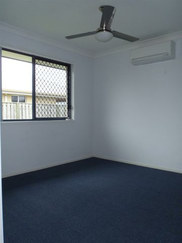 Fully Aircon - Great Location- Family frendly - Photo 2