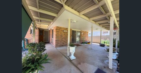 Great Family Home - Photo 5