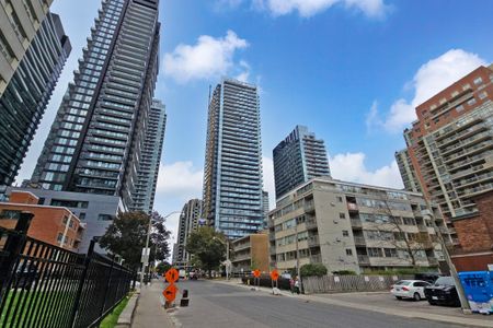 For Lease - 110 Broadway Avenue Unit# 411, Toronto, Ontario - Photo 4