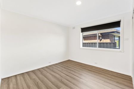 Refreshed Deer Park Delight - Photo 4