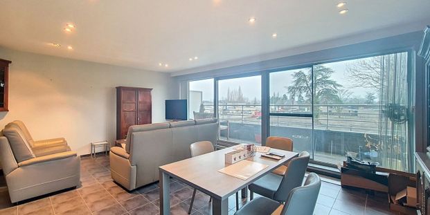 Appartement te huur in Knesselare voor € 850 met 2 slaapkamers - Photo 1