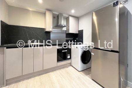 21b Royal Park Terrace, Leeds, LS6 1EX - Photo 4