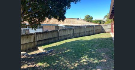 Five Bedroom Home in Dakabin! - Photo 4