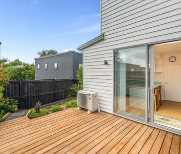 Fully Furnished Property, Ready for Occupancy - Photo 4