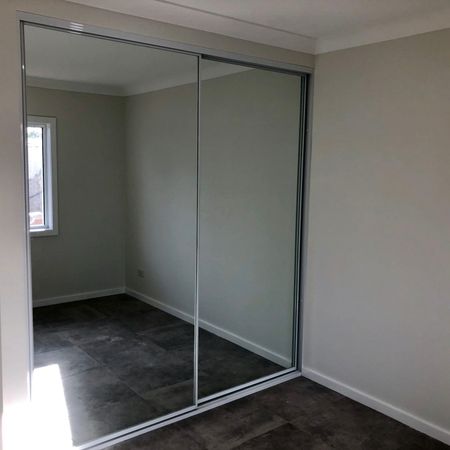 Modern 2-Bedroom Granny Flat - Photo 4