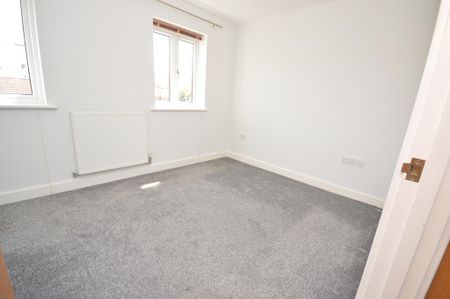 3 bedroom detached house to rent - Photo 5