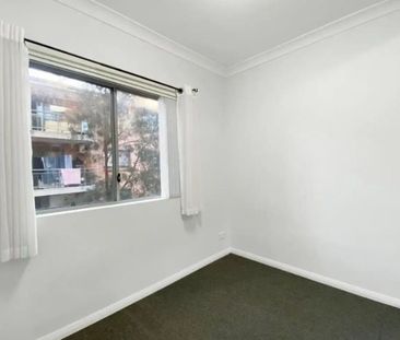 Modern North-East Facing Apartment in Prime Bankstown Location - Photo 6