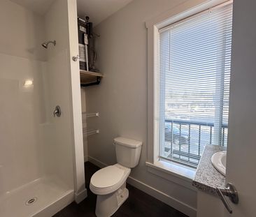 430 5th Street - 201 - Photo 2