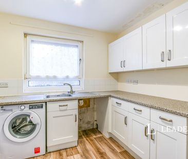 2 bedroom apartment to rent Perry Gardens, Poole, BH15 - Photo 6