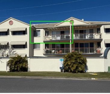 2-Bedroom Retreat Apartment - Photo 2