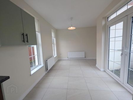 2 Upritchard Court, Bangor, BT19 7AR - Photo 3