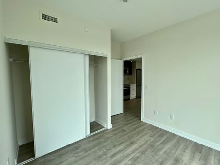 For Lease - 2300 St. Clair Avenue Unit# 703, Toronto, Ontario - Photo 4