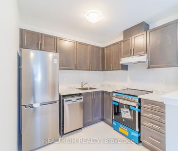 For Lease - 174 Webb Street Unit# Coach, Markham, Ontario - Photo 2